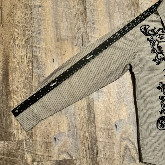 191 Unlimited Boys Button Down Shirt Gray Black Embroidered Western Style Size M - Picture 3 of 13